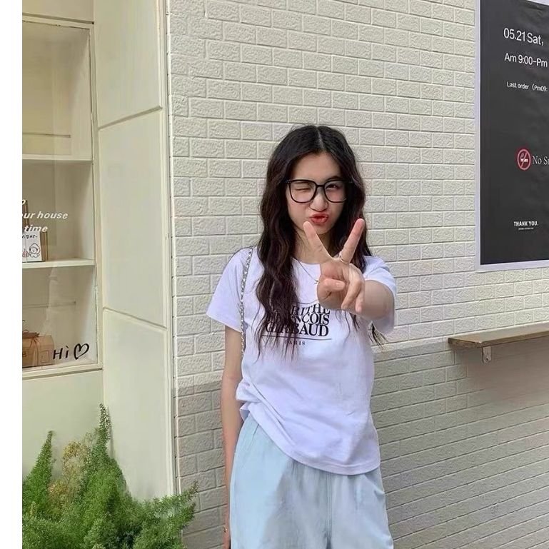 Authentic/Ready to ship, imported from Korea, Marithe T-shirt, classic style